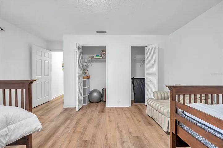 Guest bedroom 2