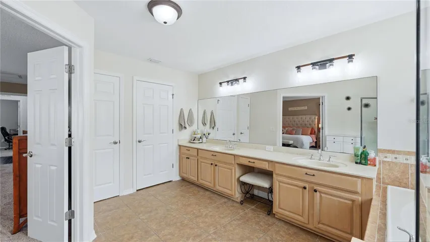 Primary En-Suite