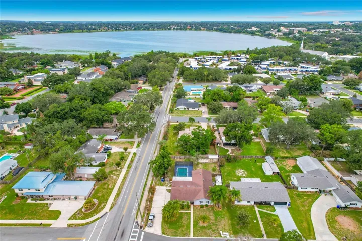 view to lake Hollingsworth
