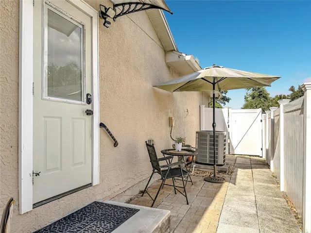 Side patio