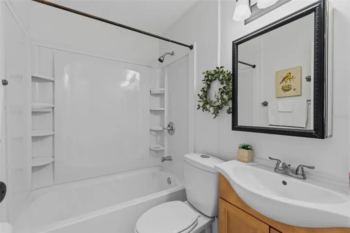 Updated full bath, new tub/shower, updated vanity