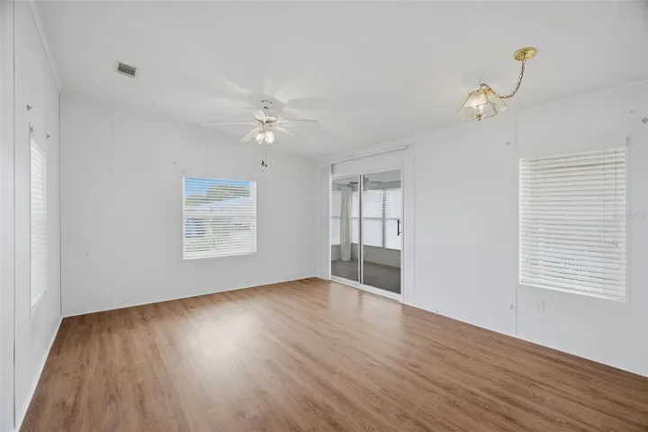 Living room to Florida room