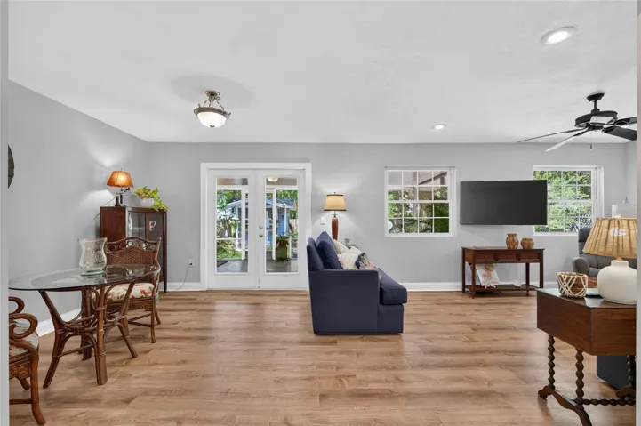 DESIGNATED DINING AREA IN FAMILY ROOM