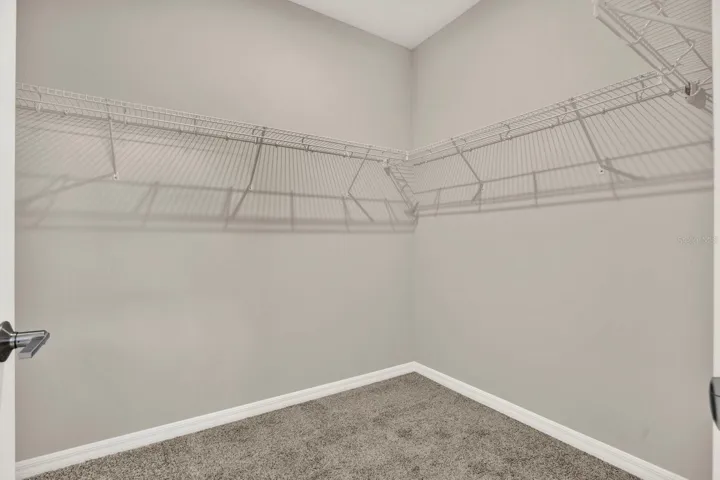 Walk in Closet