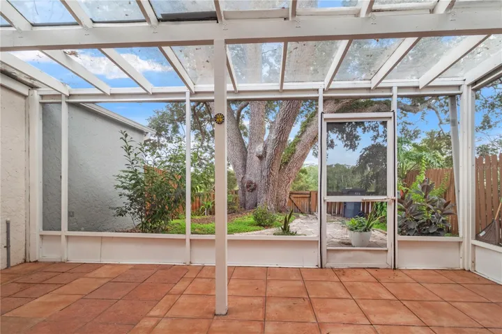 Enjoy the great outdoors from your Screened Porch