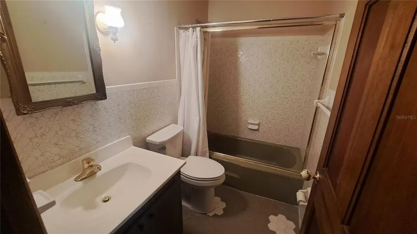Hall Bathroom