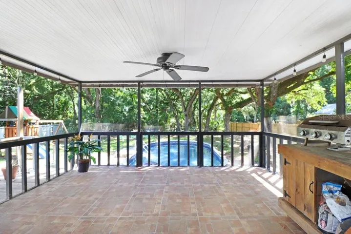 covered lanai