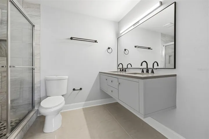 Primary ensuite bath