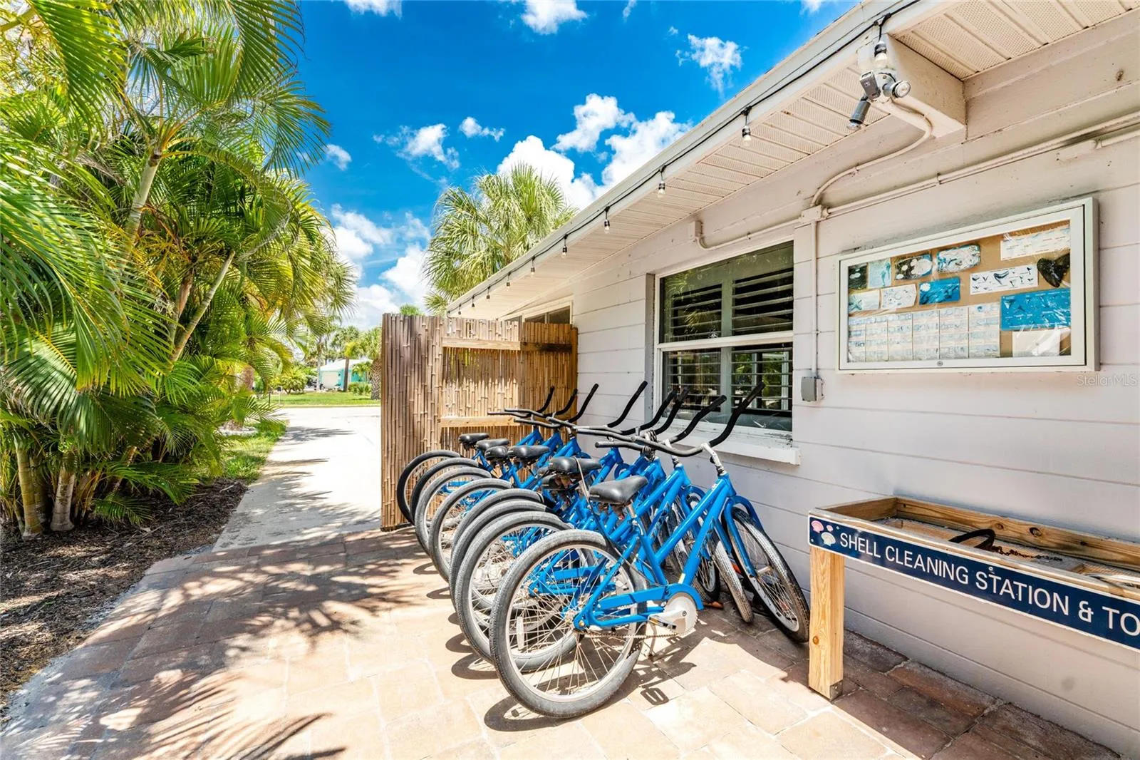1130 Gulf Blvd - Pool House - Shell Cleaning Station