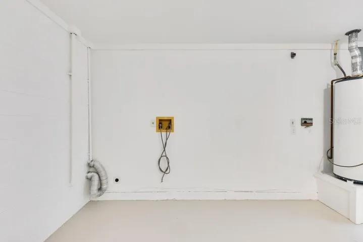 Laundry Area In Garage