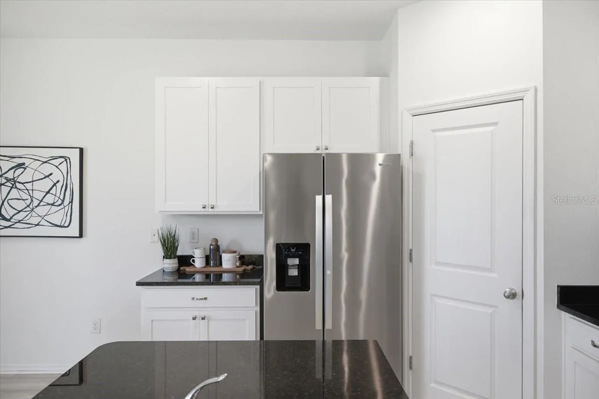 Corner Pantry