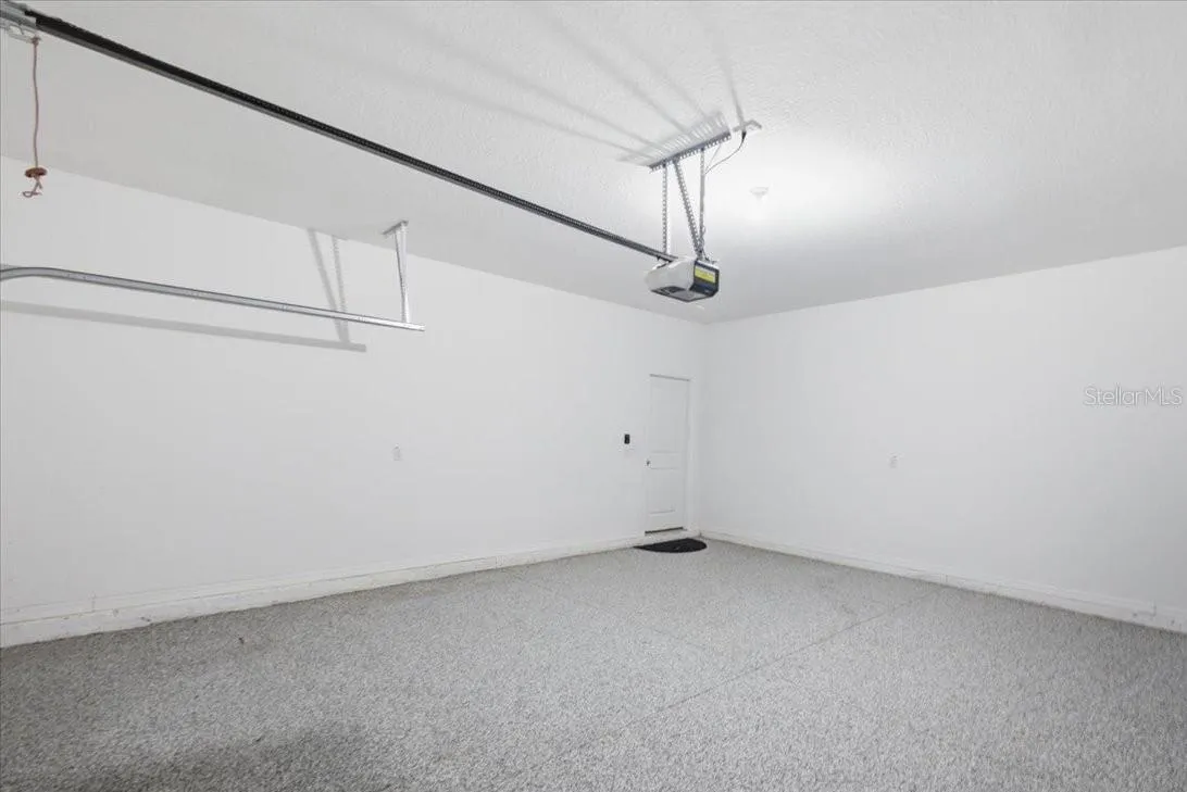 Large 2-Car Garage w/ Epoxied floor