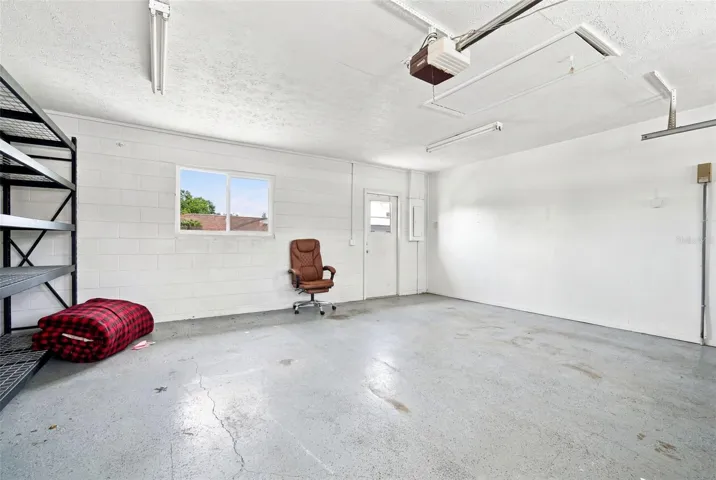 Garage-Virtually removed items