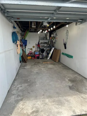 Garage 102