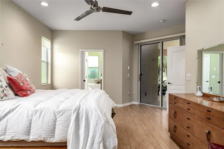 Sliding doors out to the lanai from Primary
