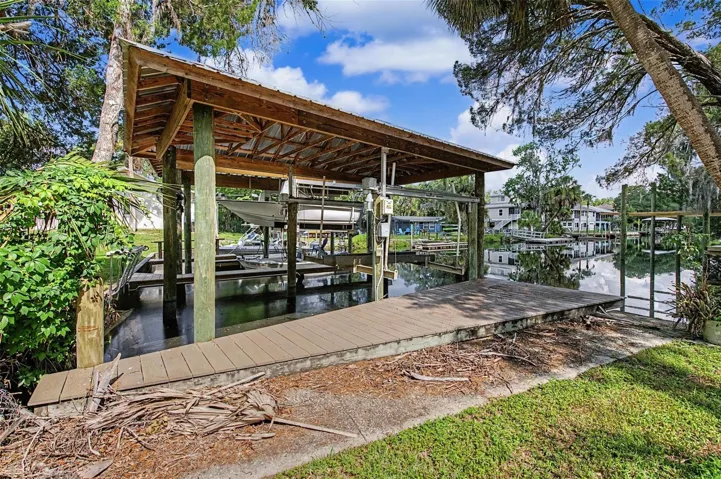 Covered Boat Lift
