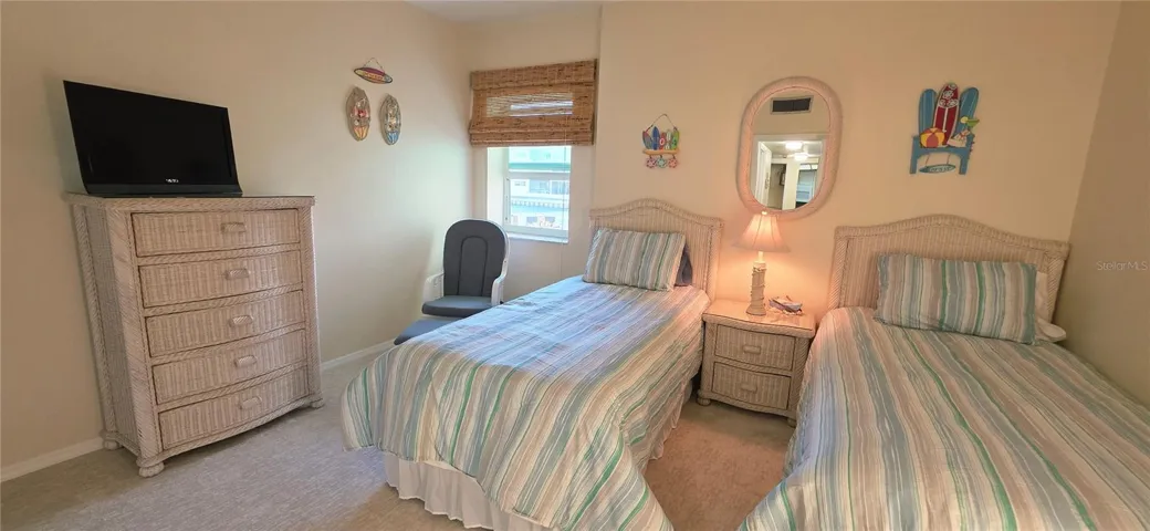 secondary bedroom
