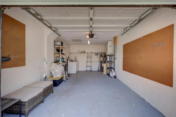 1 Car Garage