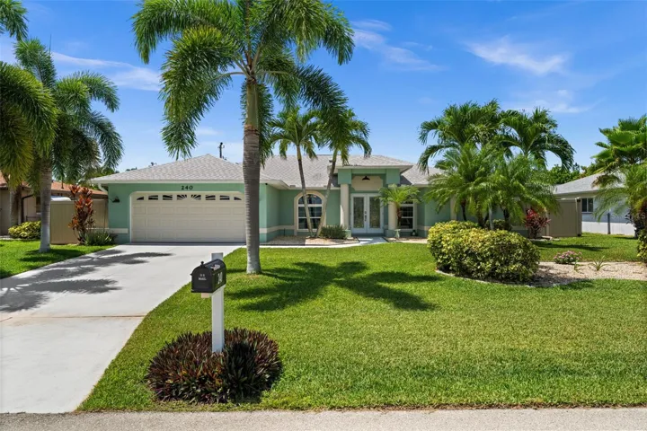 Welcome to 240 SW 37th Ln, Welcome Home!