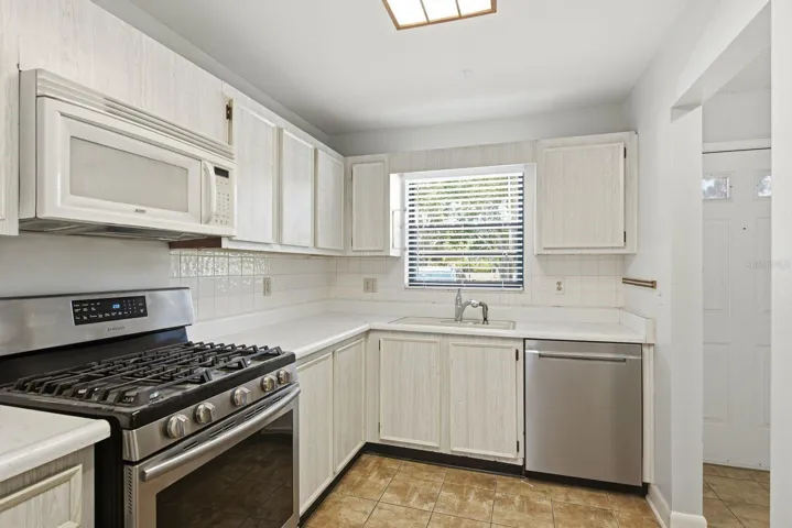 Kitchen with tile
