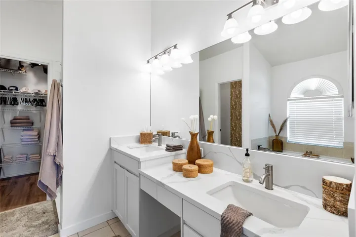 Updated Primary Bathroom