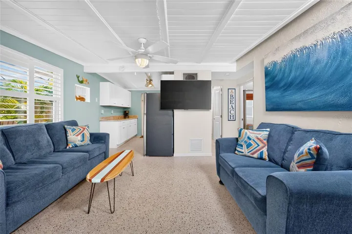 1130 Gulf Blvd - Pool House - Apt A / Suite 8 -Living Area