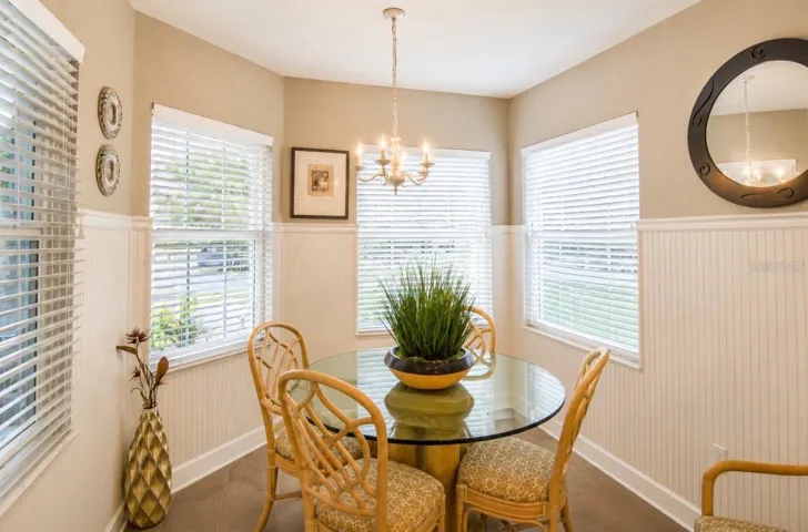 Eat in breakfast area