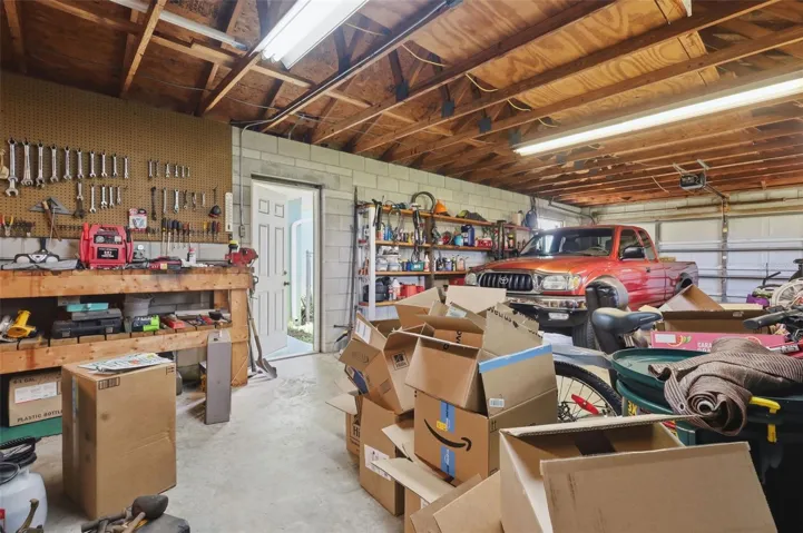 Detached workshop
