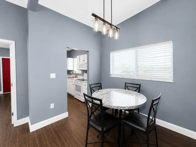 Dining room to the Kitchen