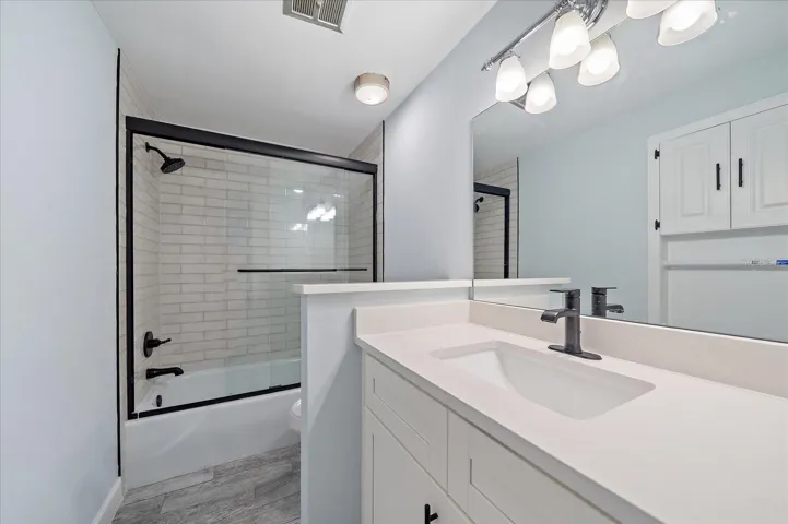 Bath Room 2