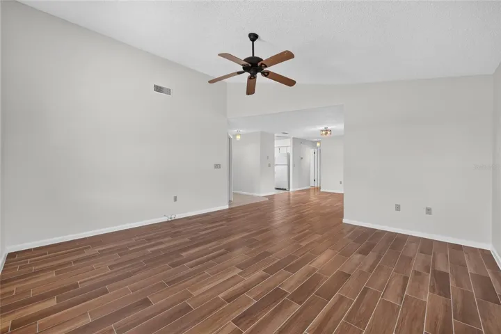 Ceiling Fan in Living Room