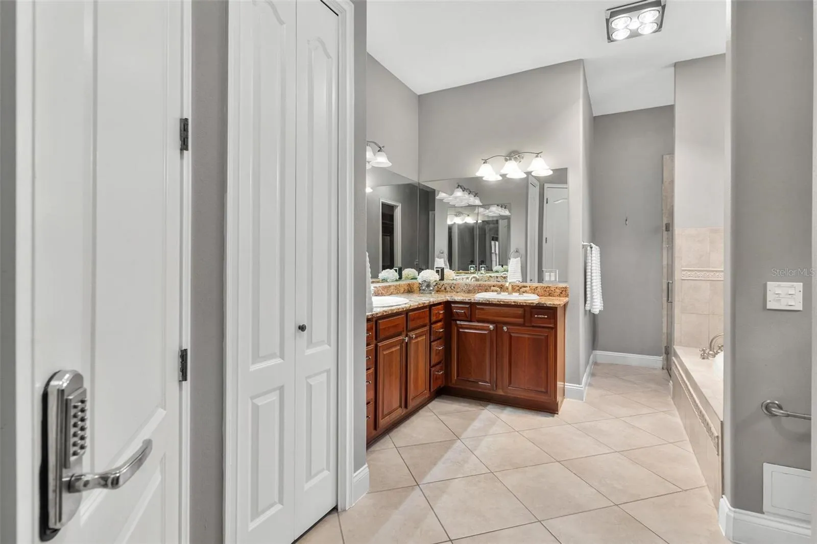 Entry into Primary Bathroom