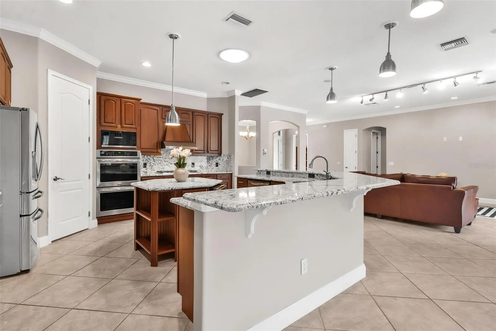 Open Kitchen with High Ceilings