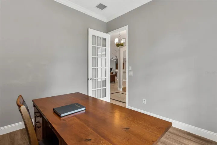 Versatile den/office