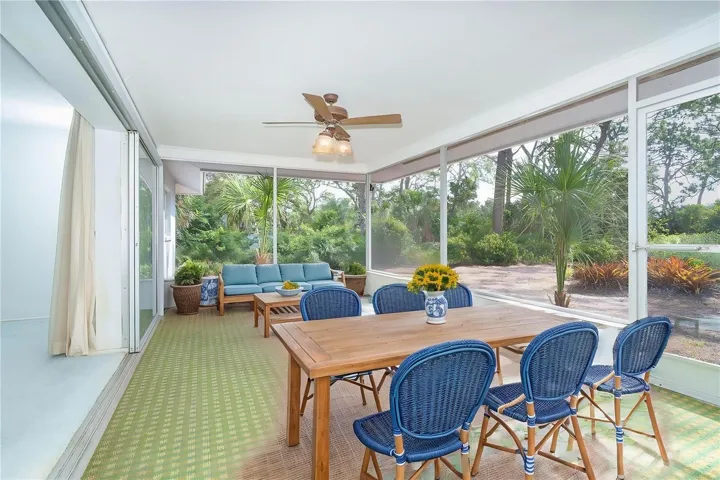Virtually staged lanai