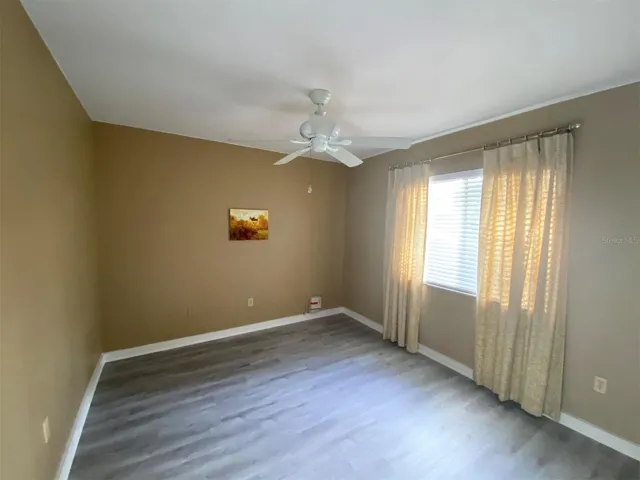 Guest bedroom