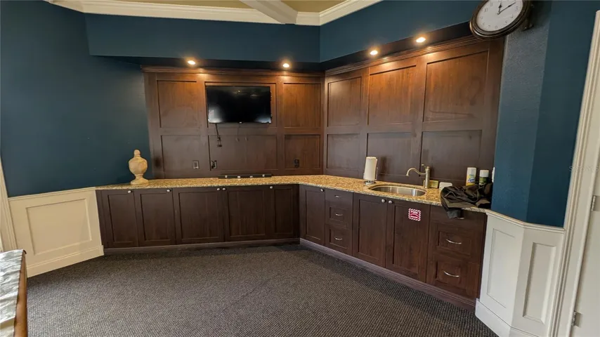 Game room/Billiards room