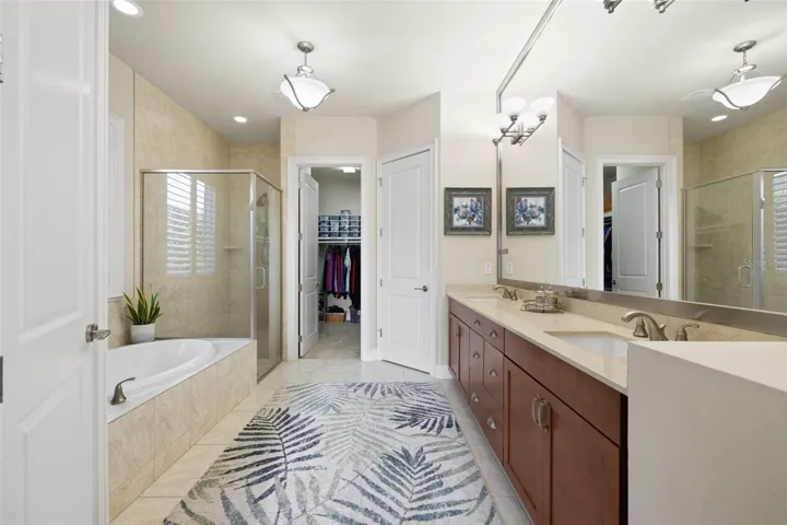 Luxurious Primary Bathroom