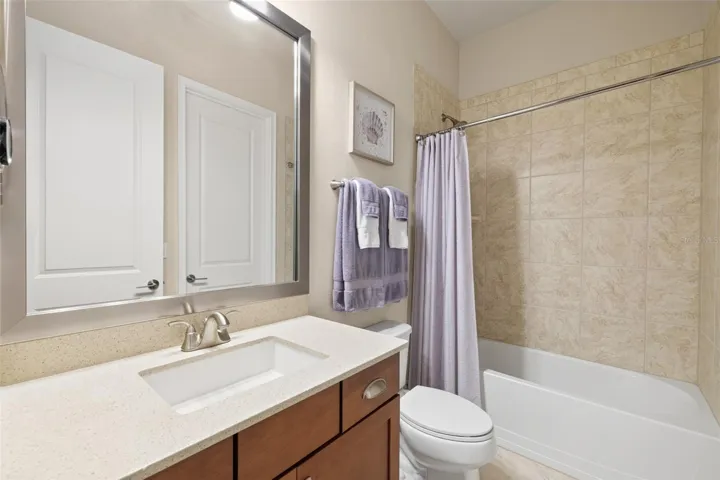 Bathroom #3 ensuite w/WIC