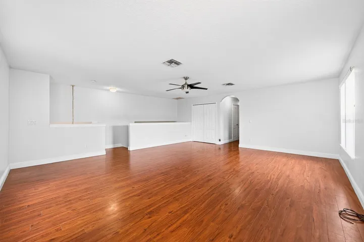 Huge bonus/loft.