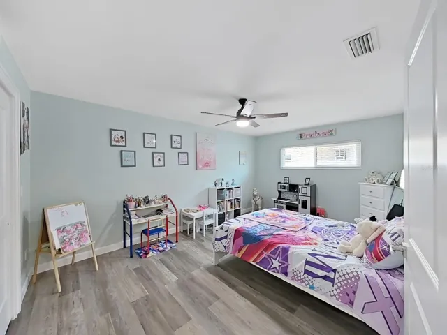 Over sized Guest bedroom with tall wide and deep closet!
