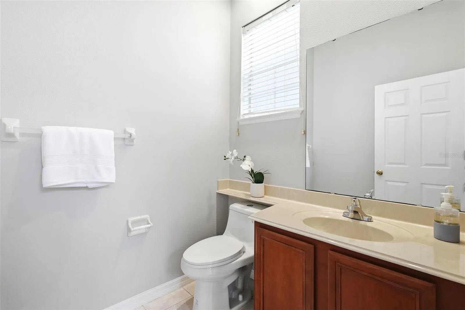 Half Bathroom 1st floor