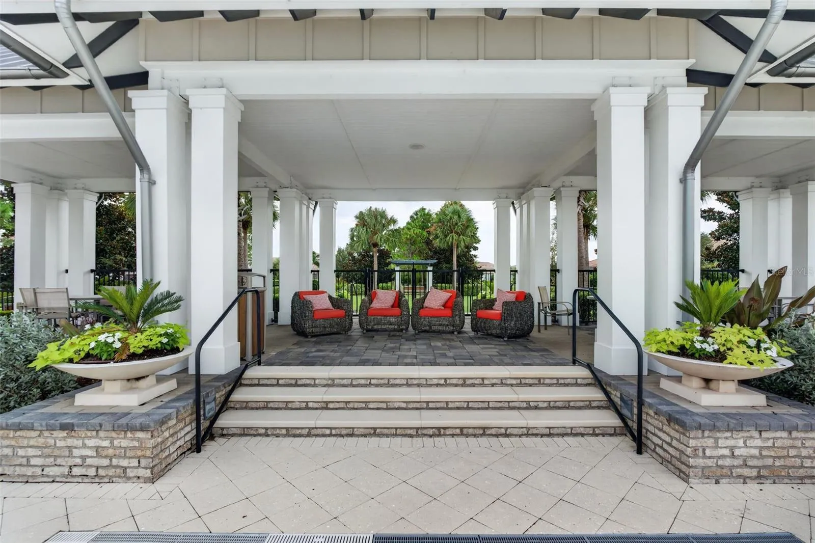 Club House Lanai