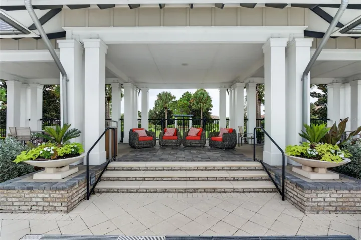 Club House Lanai