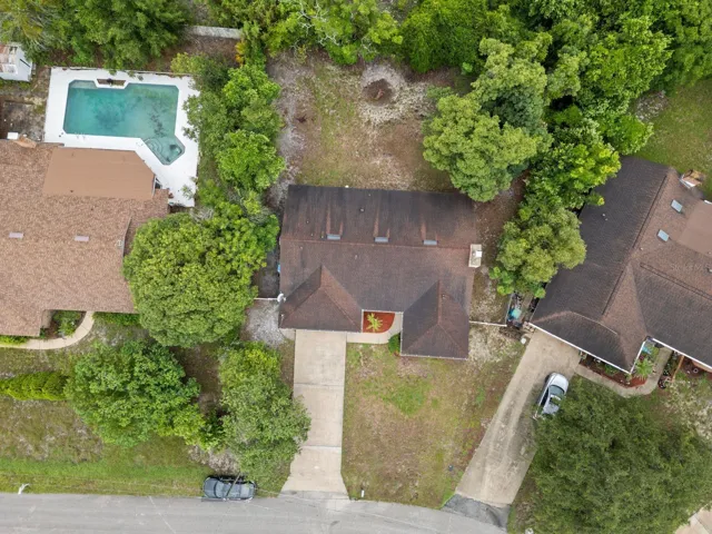 aerial photo driveway