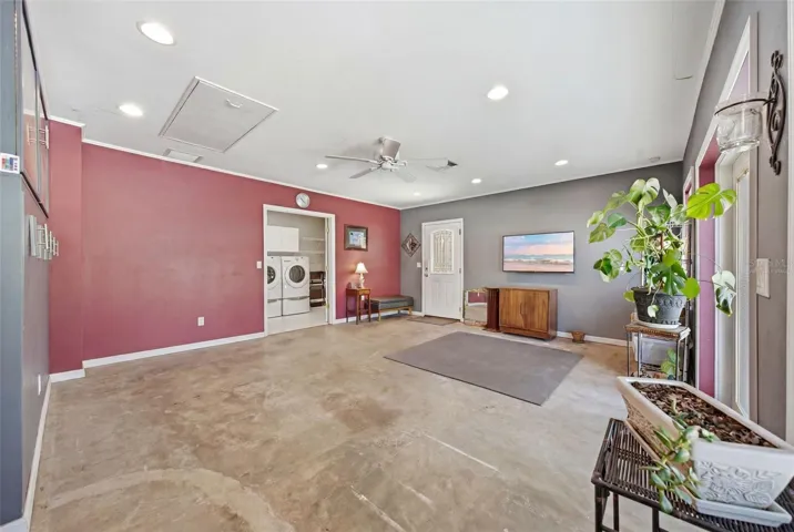 EXTRA LIVING SPACE CONVERTED FROM GARAGE VIRTUALLY STAGED