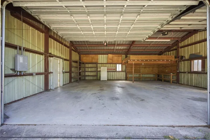 VIRTUALLY STAGED BARN/GARAGE