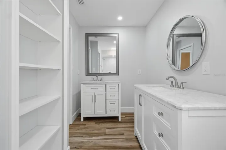 Primary Bath - 2 sinks
