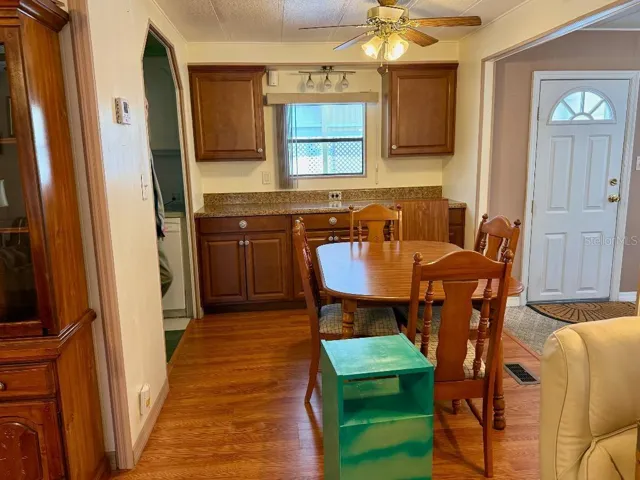 Dining near entry