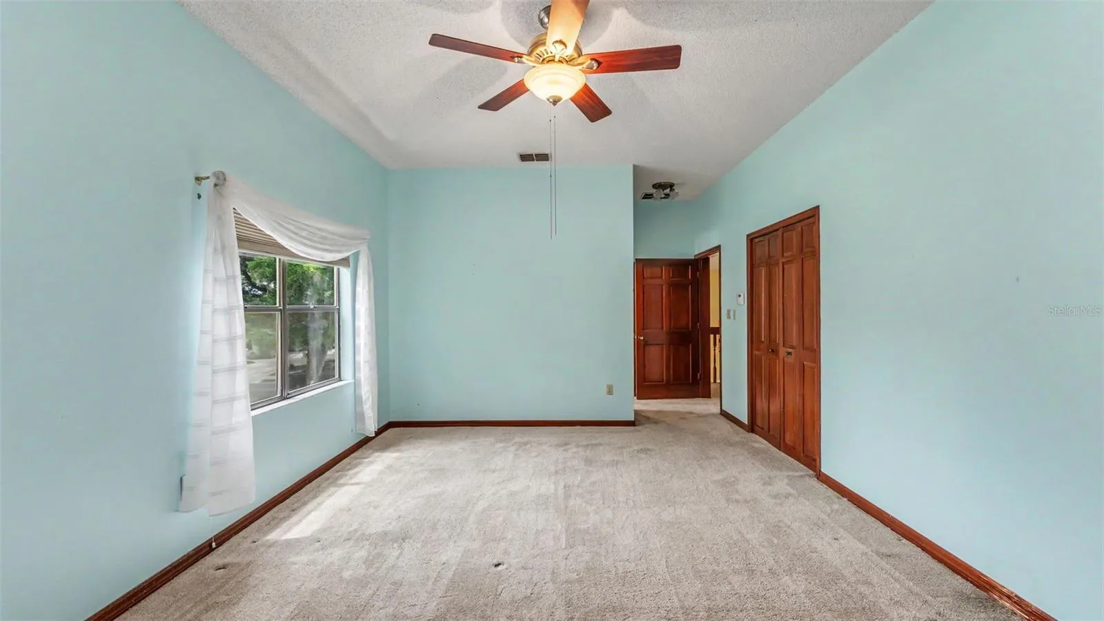 633 Victoria Square Ln, Lakeland, Florida 33813 — photo 22